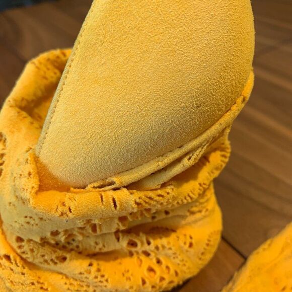 Casadei BOOTS, yes boots, over knee knit , saffron yellow, new, euro sz 35, sz 4 - Picture 15 of 16